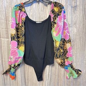 NEW Promesa Black Bodysuit Colorful Floral Balloon Slv Cinch Wrist {S} Boho Top